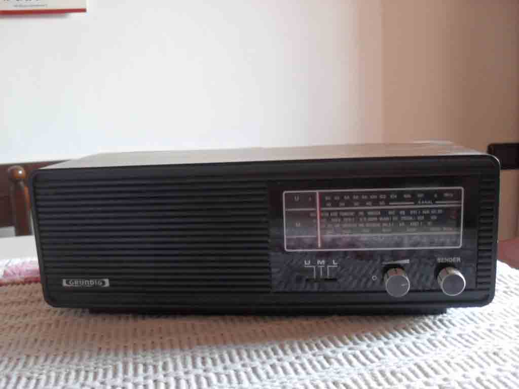 GRUNDIG TRADER